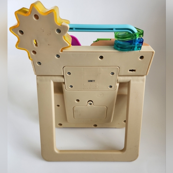 Fisher Price Laugh&Learn Peek&Play Busy Garden, Eng/Fr Songs&Numbers, Infant Toy - Picture 8 of 10